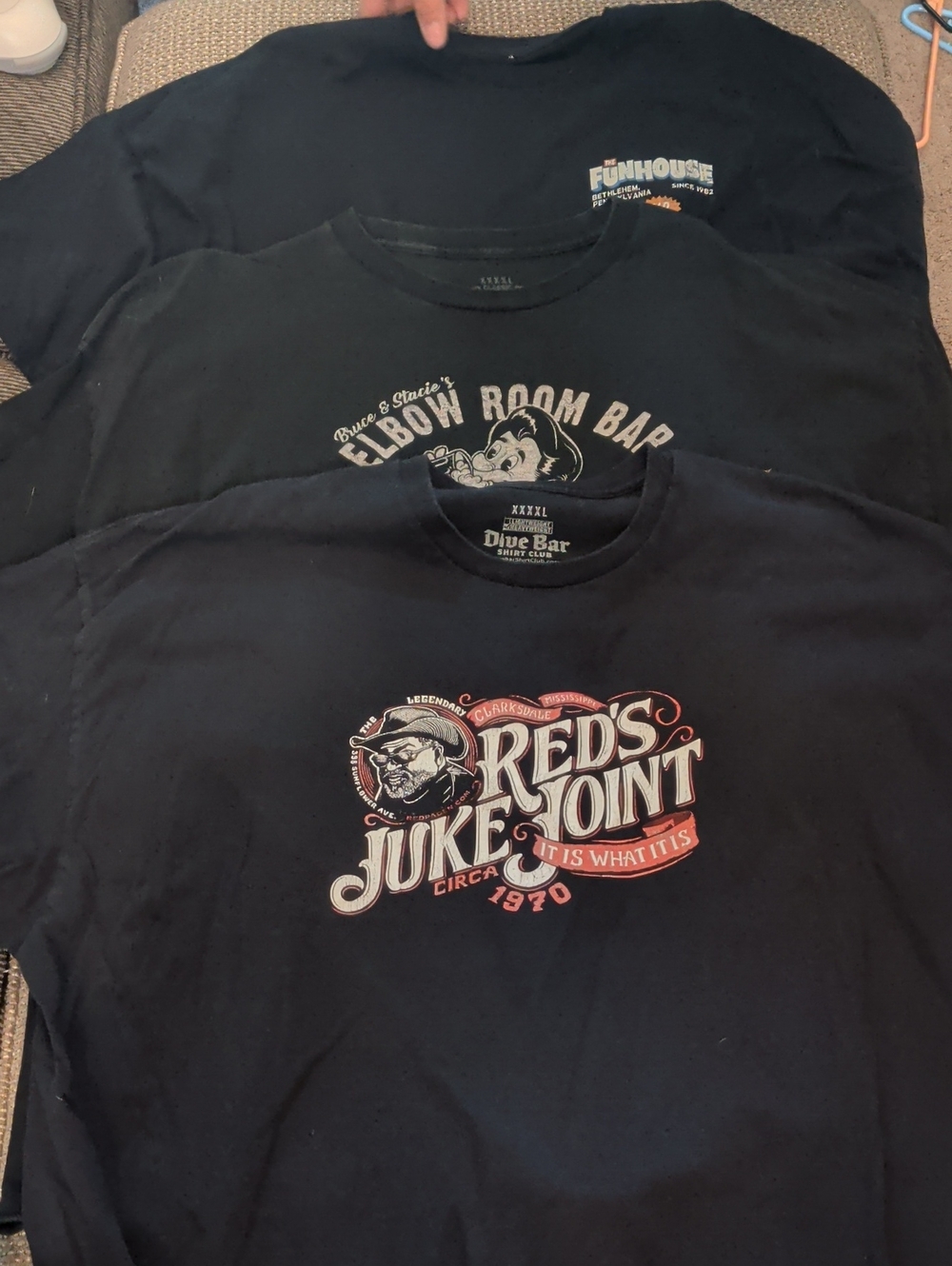 3 Dive Bar Graphic Tees - Black